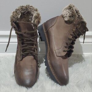 Ultratex Banff Trail Canada Soft Leather Lace up Hiking Boots with Fur lining- 8